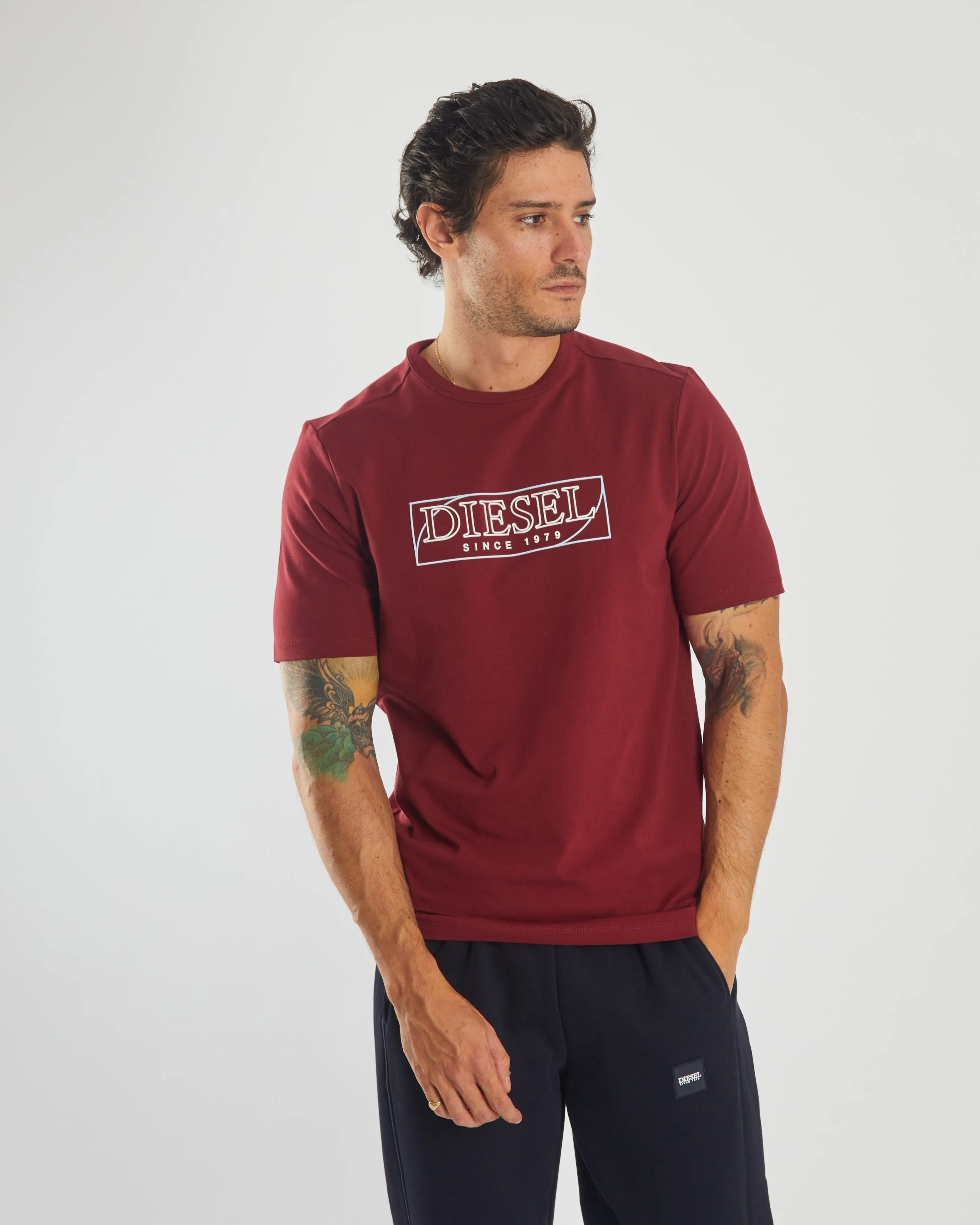 Bennet Tee Red Plasma