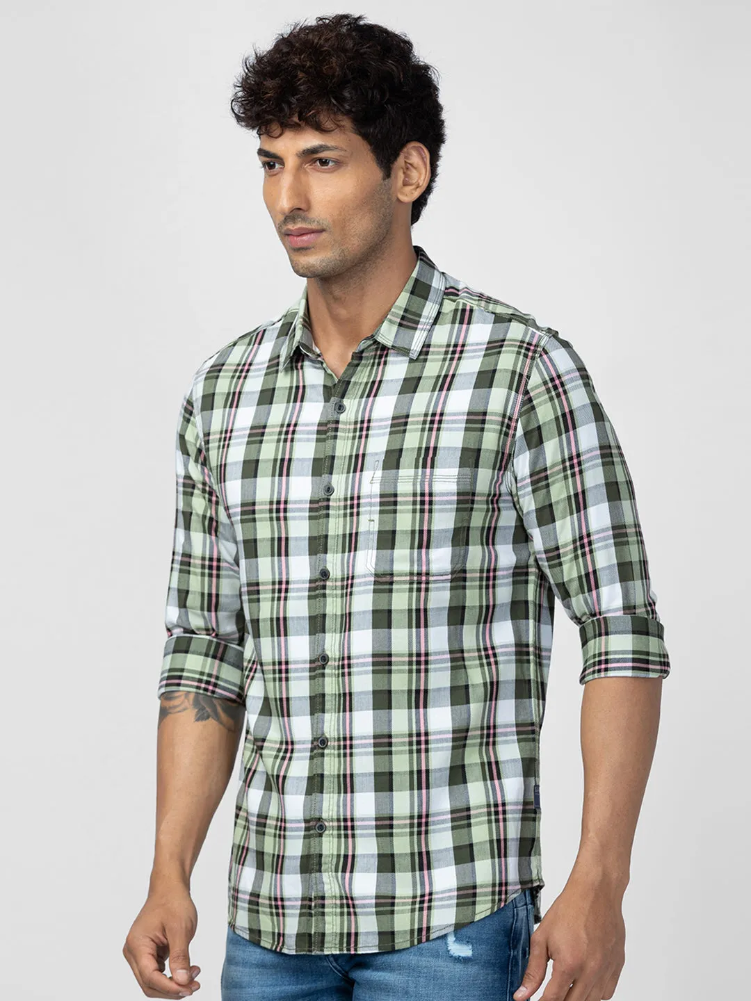 Spykar Men Olive Green Cotton Slim Fit Checkered Shirt